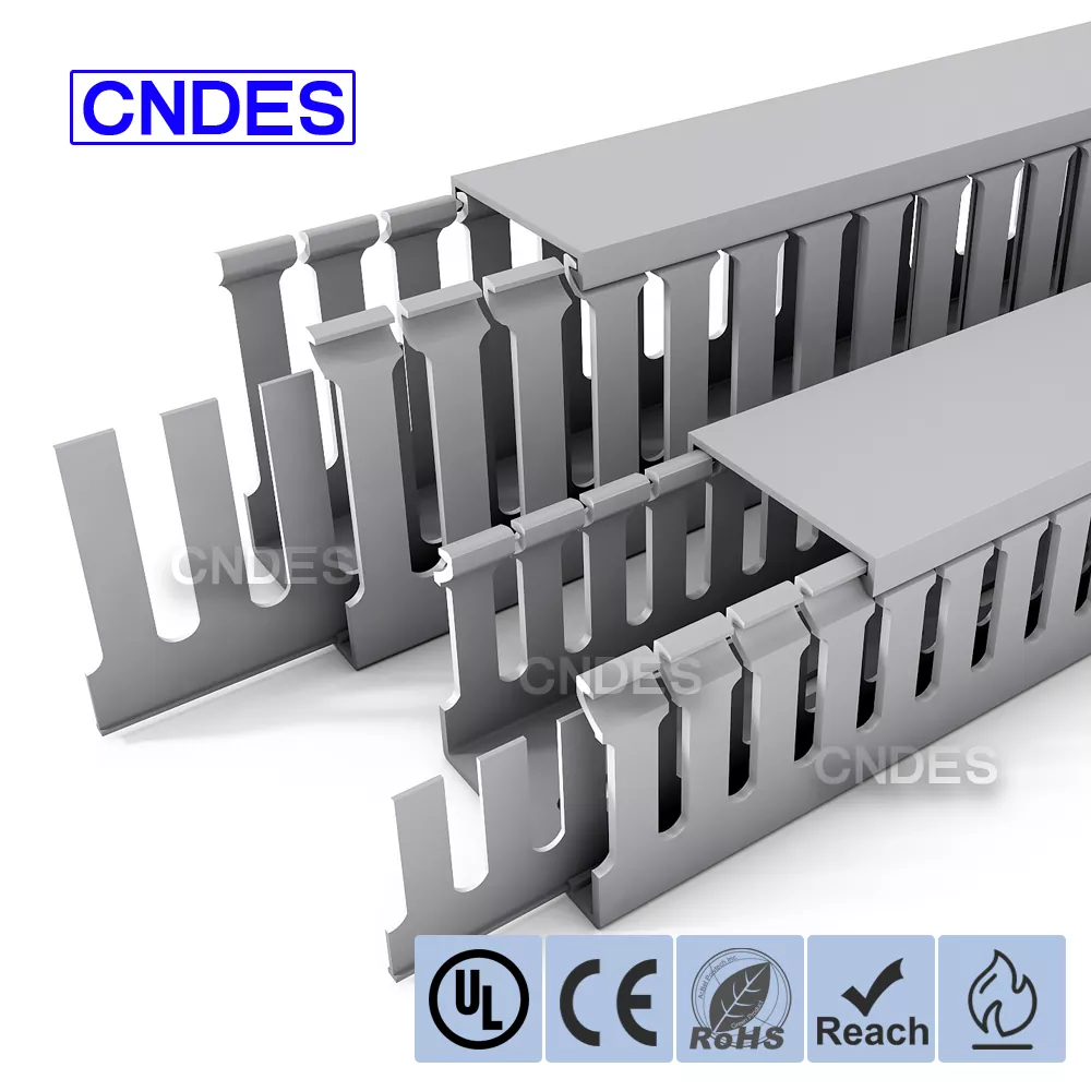 Pourquoi choisir des goulottes de câblage de séparateur en PVC pour un acheminement des câbles plus propre et plus sûr ?